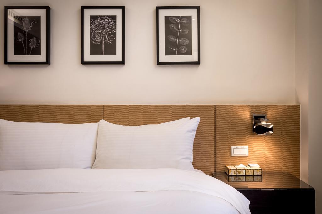 Royal Garden Hotel Taipei Exterior photo