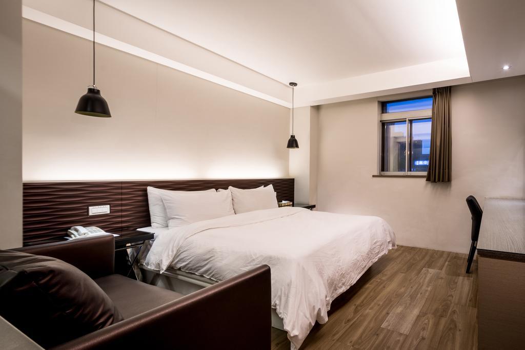 Royal Garden Hotel Taipei Exterior photo