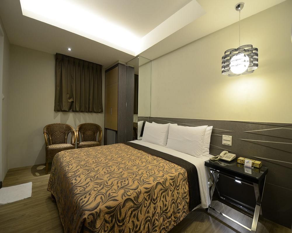 Royal Garden Hotel Taipei Exterior photo